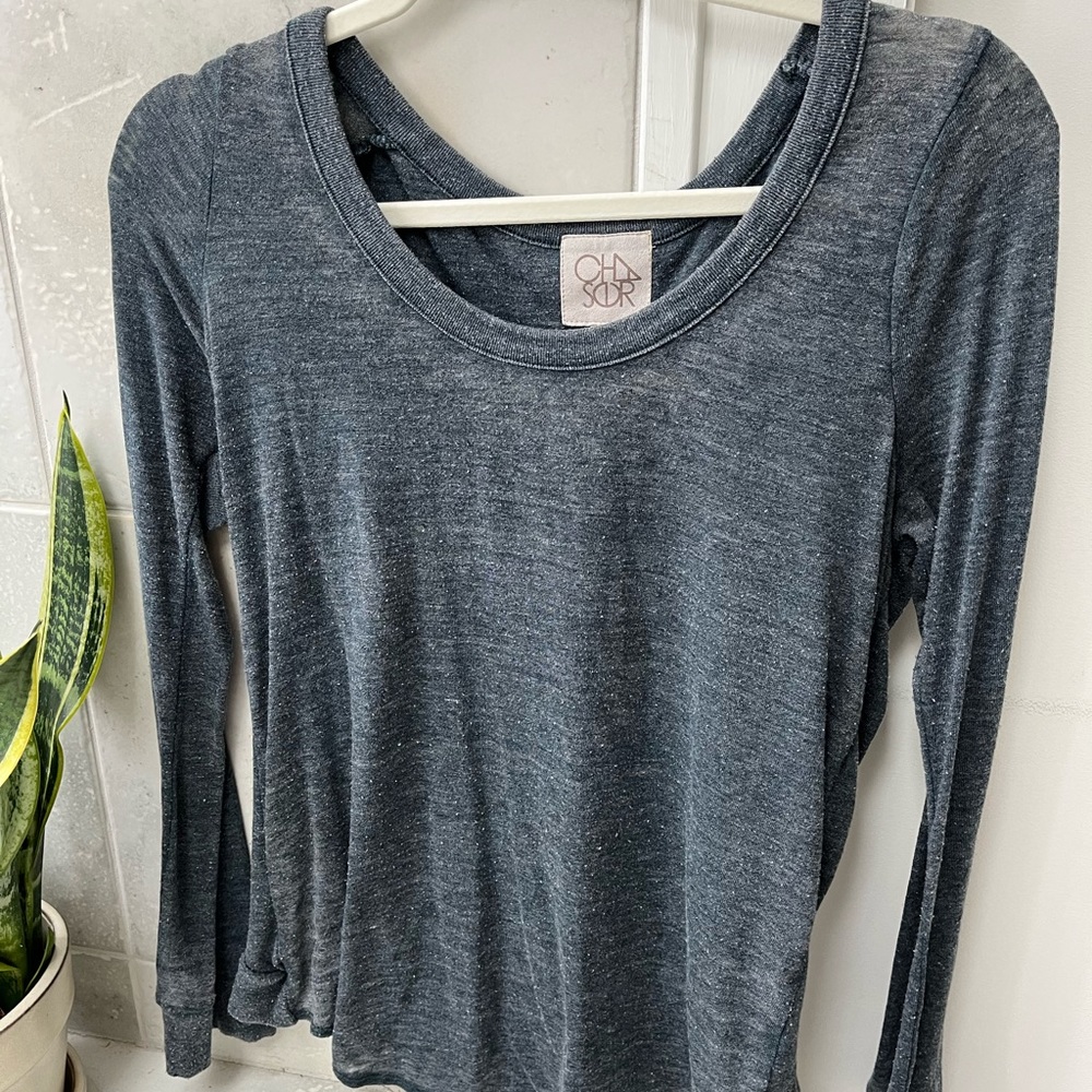 Chaser Women’s long sleeve T-shirt Size Medium